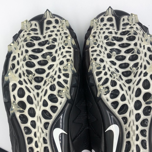 Nike Men\'s Alpha Menace Pro Mid Football Cleat Size 12.5 Black/White main image 6